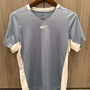 🚨Nike Court Tennis Tee - Mens Medium🚨
